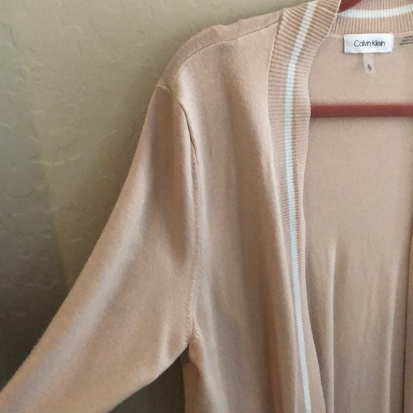 Pink Sweater - Picture 3 of 5